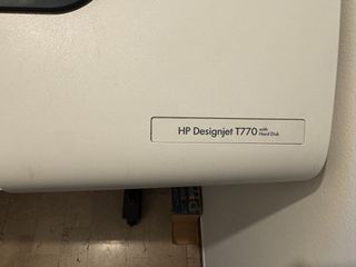 Plotter hp designjet T770-thumb-1