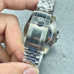 Rolex-thumb-3