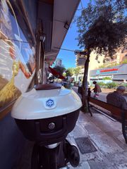 Piaggio Beverly 300 2012-thumb-6