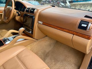 Porsche Cayenne 2004-thumb-13