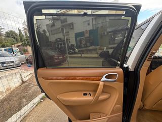 Porsche Cayenne 2004-thumb-15