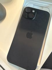 iPhone 15 / 128 GB / Black