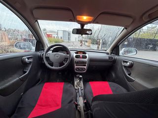 Opel Corsa 2005 1.2 TWINPORT SPORT-thumb-6