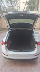 Skoda Scala 2019-thumb-9