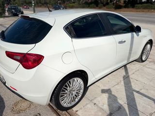 Alfa Romeo Giulietta 2011 ΑΥΤΟΜΑΤΟ-ΑΠΟ SERVICE ΙΜΑΝΤΑ ΧΡΟΝΙΣΜΟΥ !!!-thumb-3