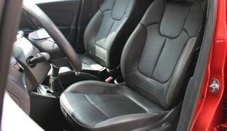 Renault Captur 2016 DIESEL-6 ΤΑΧΥΤΟ-110HP-ΔΕΡΜΑ-FULL EXTRA!!-thumb-2