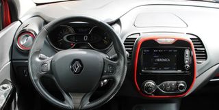 Renault Captur 2016 DIESEL-6 ΤΑΧΥΤΟ-110HP-ΔΕΡΜΑ-FULL EXTRA!!-thumb-3