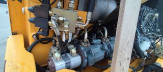 Εκσκαφέας Με Ερπύστριες Liebherr 2001 R308-thumb-30