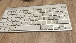 Apple Wireless Keyboard A1314 – Ασύρματο Πληκτρολόγιο