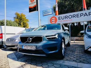 Volvo XC40 2019 T3-thumb-3