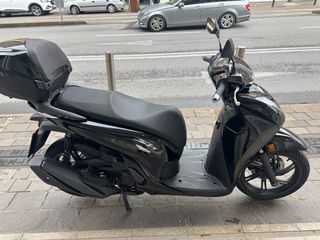Honda SH 350i 2025