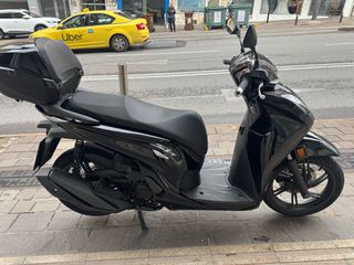 Honda SH 350i 2025-thumb-1