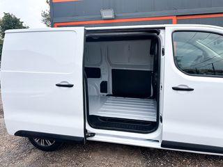 Κλούβα Peugeot 2023 Expert,L2,1ο Χέρι,Οθόνη Carplay, ΒιβλίοService,2 Ετη Εγγύηση-thumb-9