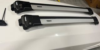 Μπάρες Οροφής Thule WingBar Edge (86cm & 77cm) με Πόδια Thule 720400 – Άριστη Κατάσταση