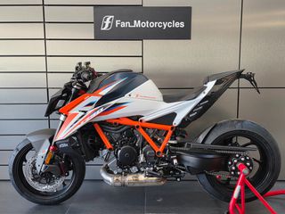 KTM 1390 Super Duke R 2026 RR EDITION