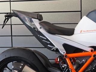 KTM 1390 Super Duke R 2026 RR EDITION-thumb-21
