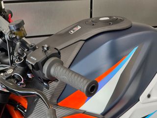 KTM 1390 Super Duke R 2026 RR EDITION-thumb-24