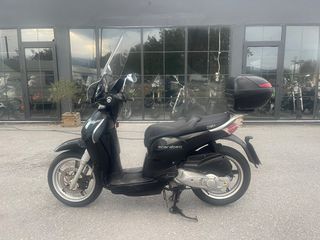 Aprilia Scarabeo 200 2012-thumb-1