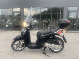 Aprilia Scarabeo 200 2012-thumb-2