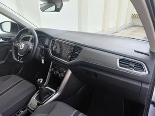 Volkswagen T-Roc 2021 TSI 110PS ADVANCE B TONE-thumb-9