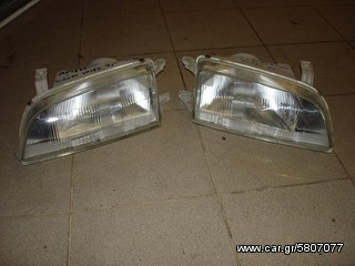 Φανάρι εμπρός  δεξί για Suzuki Swift '95 1,3 