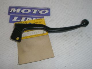 MANETA.Suzuki GN250 GS300 GS450 SP125 SP250 SP500 Δεξί  φρένου 57420-26400.ΠΡΟΣΦΟΡΑ,υπολοιπα στοκ