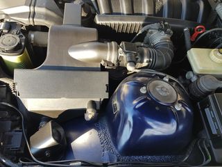Bmw 2000 `1-thumb-16