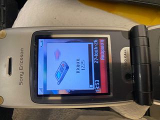 Sony Ericsson Z1010i-thumb-5