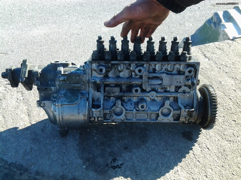 ΤΡΟΜΠΑ ΠΕΤΡΕΛΑΙΟΥ  ΜΗΧΑΝΗ MERCEDES 354 PS 8V 