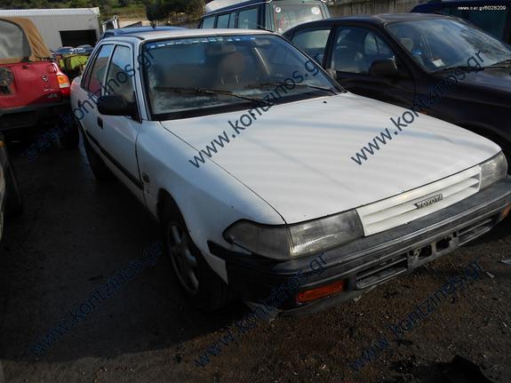 TOYOTA CARINA