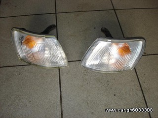 Φλας μπροστινό αριστερό  για Toyota Carina 1995