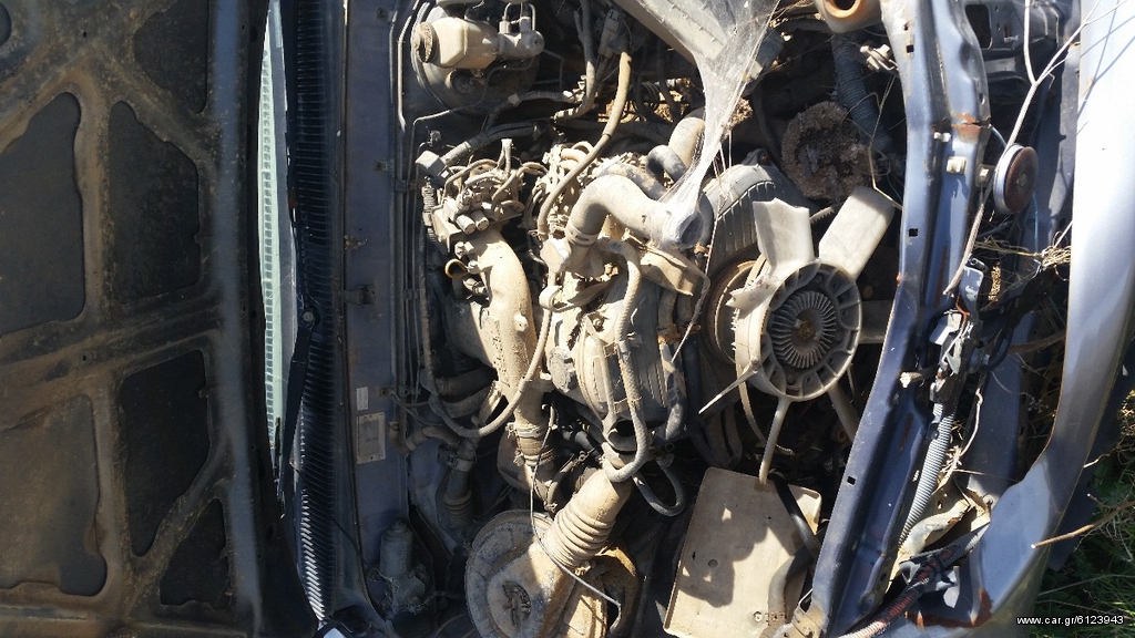 Toyota Hilux 2000 2400 DIESEL