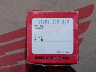 HONDA CB750K FOUR ΠΙΣΤΟΝΙ STD-thumb-2