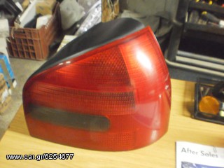 AUDI A3 95-00 ΦΑΝΑΡΙ ΠΙΣΩ ΔΕΞΙΑ ΚΩΔ.8LD945096