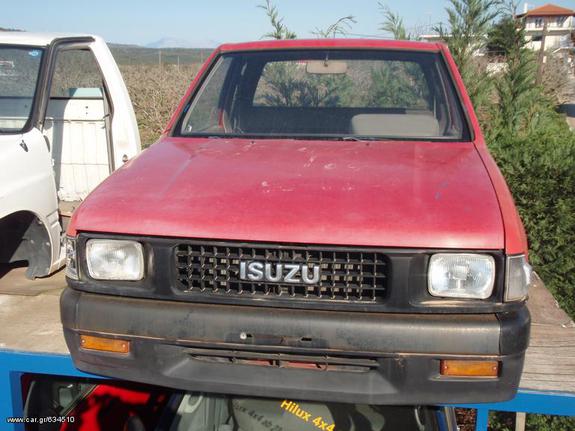 ΚΑΜΠΙΝΑ ISUZU CAMPO