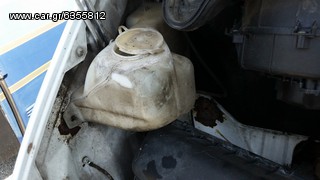 ΔΟΧΕΙΟ ΝΕΡΟΥ ΥΑΛΟΚΑΘΑΡΙΣΤΗΡΩΝ ΑΠΟ MERCEDES SPRINTER 312-thumb-0