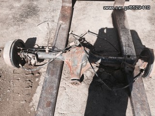 Nissan D22 /133-thumb-1