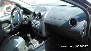 Ταμπλό με αερόσακους Ford Fiesta 02-08