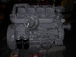 LIEBHERR DEUTZ CUMMINS CASE CAT-thumb-11