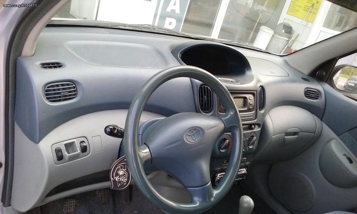 Ταμπλό TOYOTA YARIS VERSO 1999-05