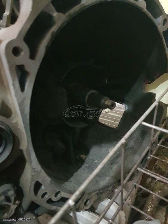 Σασμαν απο Mazda 6 2004 2000cc.