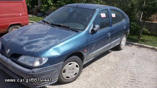 Renault Megane 1996-thumb-1