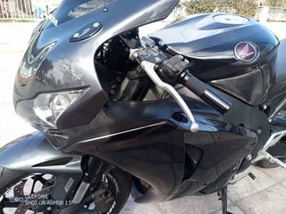 Honda CBR 1000RR 2011 ABS-thumb-5