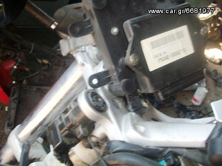 Yamaha FJR 1300, 2002-2005, Ηλεκτρονική (εγκέφαλος - κλειδαριά)