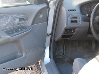 Mazda 323  '01-thumb-9
