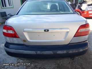 VOLVO  S40  2001   1587cc-thumb-3