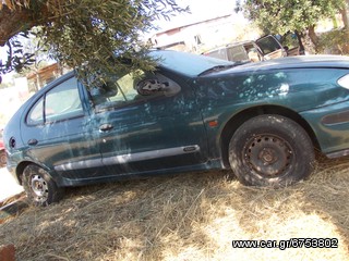 RENAULT MEGANE 2001   1370cc-thumb-1