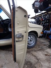 Volvo 1970 142-thumb-11