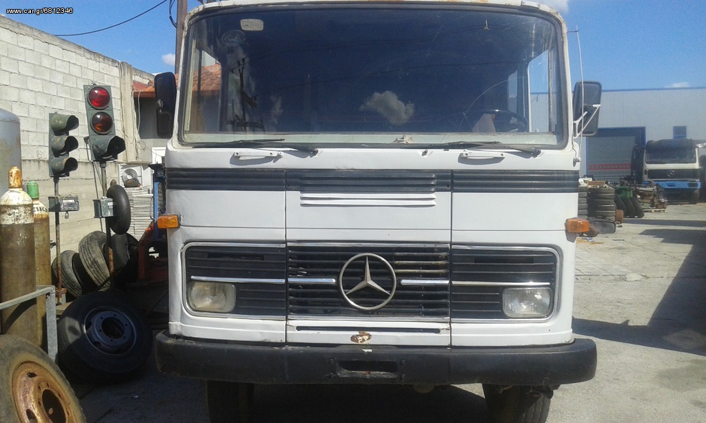 Ανατροπή Mercedes-Benz 1977
