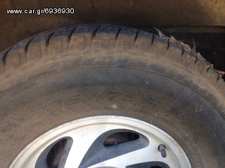  2 TEM MICHELIN 235/75/15-thumb-1